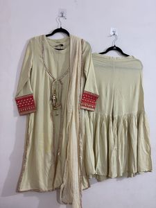 kareena Kapoor Inspire Kurta Set