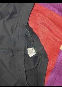 Comfortable Black Capris