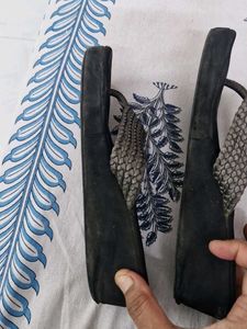 Metro Woven Thong Sandals 37 indian size