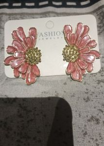 Pink Daisy Flower Earrings