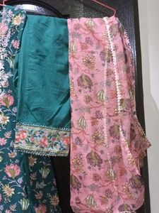 Embroidered Green Floral Kurta Set