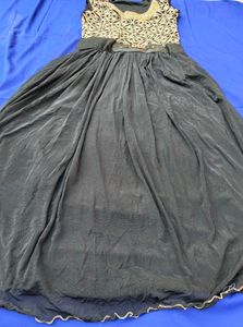 Elegant Black Ethnic Gown with Gold Embellishment