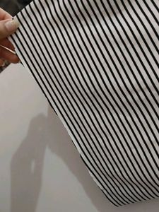 Striped V-Neck Sleeveless Top
