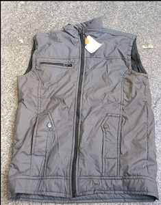 Sleeveless Jacket For Winters