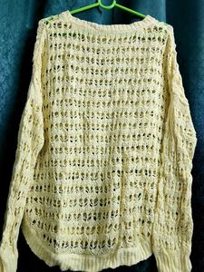 Pretty Yellow Knitted Top