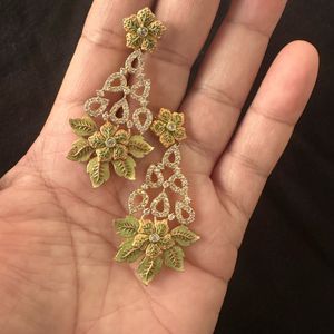 Gold plated Floral Diamond Earrings