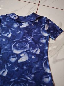 Blue Rose Print V-Neck Top