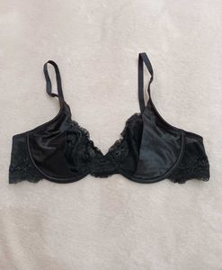 Black Lace Trim Bra