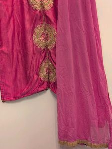 Beautiful Embroidered Pink Kurta with dupatta