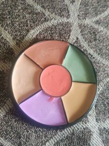 True Girls Pro Concealer Palette
