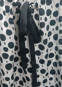 Chic Polka Dot Top with Tie Detail