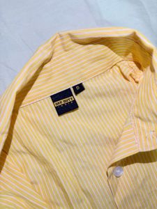 OFFDUTY Cute Yellow Striped Button-Up Shirt