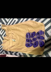 Newme Graphic Print Casual T-Shirt Size S
