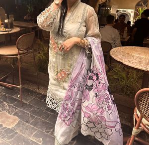 pakistani suit