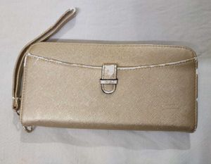 Golden Wallet