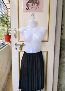 Elegant Black Ethnic Skirt