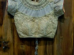 Pack 2 Fancy Redamade Blouses