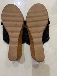 Sparkling Black Wedges Catwalk