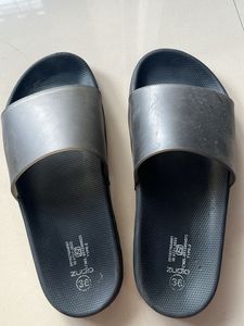 Comfortable Black Slides