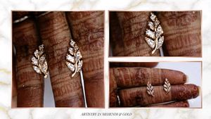 Elegant Leaf Design Stud Earrings
