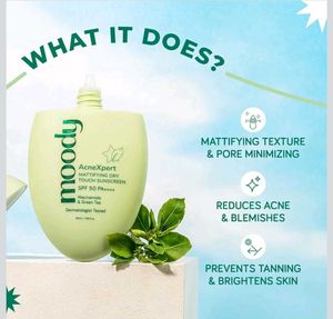 Moody AcneXpert Mattifying Sunscreen SPF 50