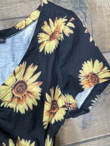Sunflower Print Ruched Crop Top