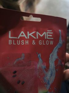Lakme Blush &amp; Glow Fruity-Licious Sheet Mask