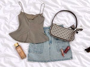 Chic Brown Spaghetti Strap Peplum Top