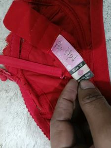 Red Lace Bra - Floret Pop Up!