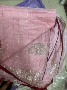 Beautiful Saree Without Blouse