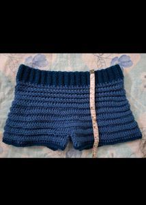 Crochet shorts with bow ties