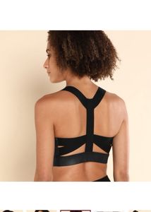 PUMAWomen Sports Lightly Padded Bra (Black)