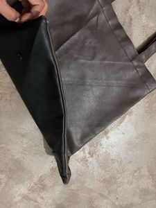 Pre-Loved LEICID Two-Tone Faux Leather Tote Bag –