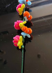 Pipe cleaners flower bouquet
