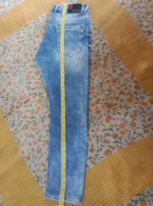 4Sixty5 Jeans - Light Wash Denim