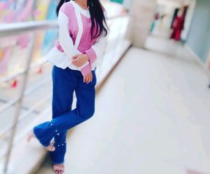 Chic Pink & White Peplum Top with Embellished Jean