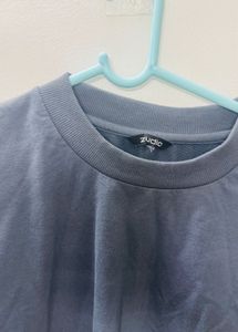 Gray Long Sleeve Cropped Sweatshirt