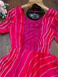 bandhani printed new tag Gown.. no coins only cash