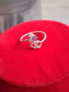 Beautiful New Silver Ring
