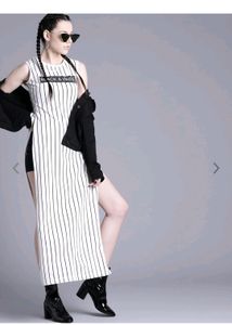 Kook N Keech Monochrome Slit Top!