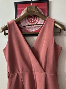 Cute Sleeveless Jumpsuit