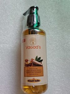 Vagad's Sandalwood & Honey Body Wash