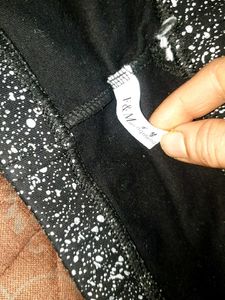 Sparkly Black Leggings 26-30 size tk aa skti h