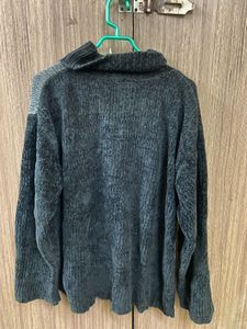 Chic Colorblock Turtleneck Sweater