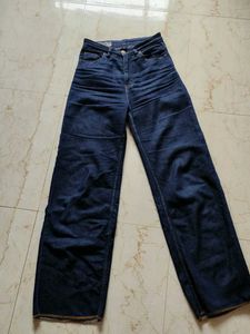 kotty Straight Fit High rise blue jeans
