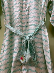Flower Child Kurta with adjustable belt