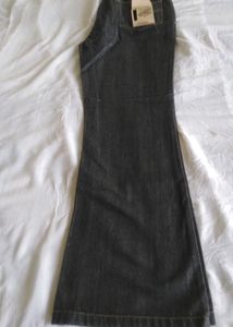 Bell Bottom Jeans For Youngsters
