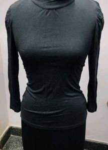 Elegant Black Turtleneck Long Sleeve Top