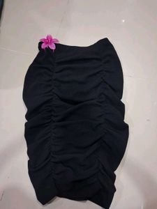 Chic Black Ruched Mini Skirt