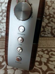 Retro Style Portable Radio